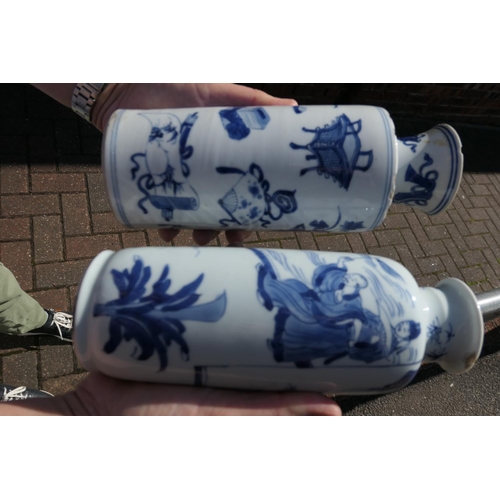 398 - Two Chinese blue and white vases, Kangxi (1662-1722), one of cylinder form decorated with 'one hundr... 