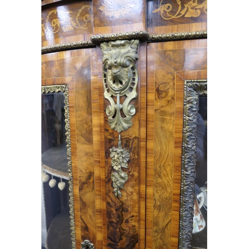 937 - Fine Victorian walnut and inlaid credenza, well figured and well patinated throughout, having a foli... 