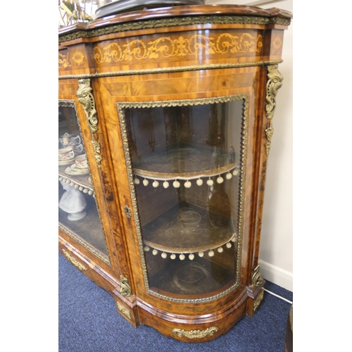 937 - Fine Victorian walnut and inlaid credenza, well figured and well patinated throughout, having a foli... 