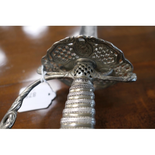 875 - George II silver hilted small sword, London 1759, maker slightly indistinct, possibly T*E/F, 33'' st... 