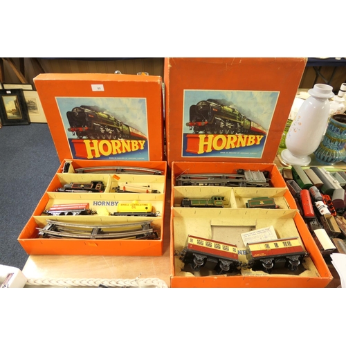 85 - Hornby 0 gauge clockwork goods train set; also a Hornby 0 gauge part passenger set, both with boxes