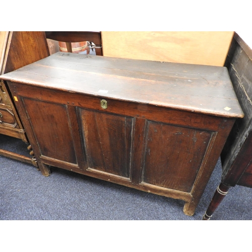 659 - 18th Century oak joined coffer, width 110cm, height 75cm