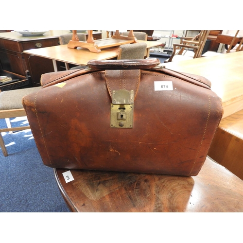 674 - Vintage leather attache case