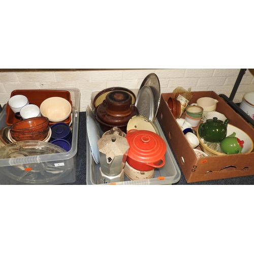 7 - Household ceramics and cookware (3 boxes)