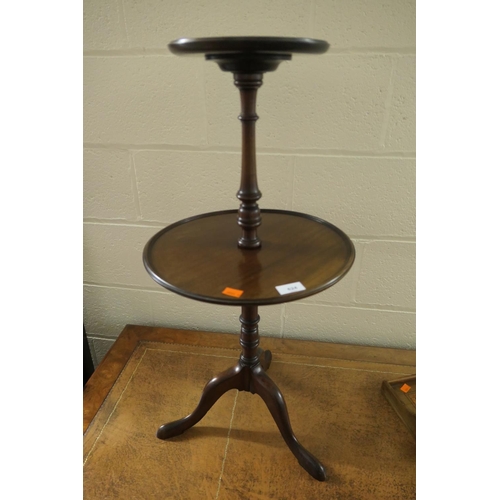 624 - Quality mahogany small dumb waiter or two tier wine table, height 79cm