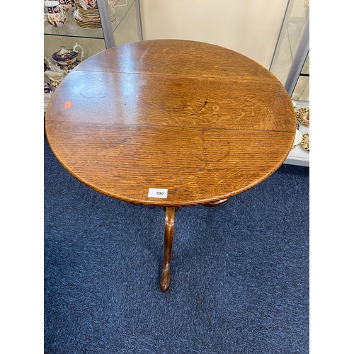 590 - 19th Century oak tilt top pedestal tripod table, 64cm diameter, height 68.5cm