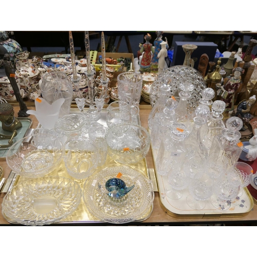 18 - Quantity of modern cut and moulded glassware including a number of decanters, vases, bowls etc (3 tr... 