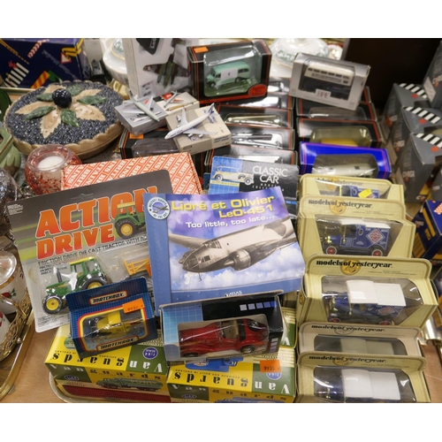 8 - Assorted collectors diecast models including Vanguards, Models of Yesteryear, EFE and others, most b... 