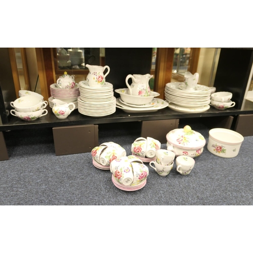 143 - Spode Marlborough Sprays pattern stoneware tea, dinner and breakfast service (quantity)