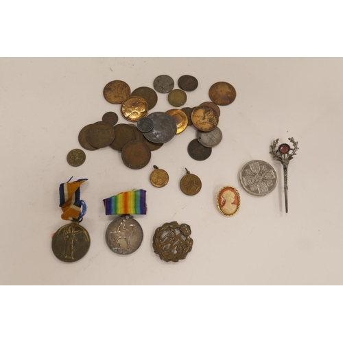 226 - Small assortment of coins including French Napoleonic five France, 1811; engraved memorial Spanish c... 