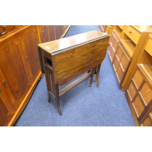 335 - Victorian mahogany Sutherland table, width 68cm