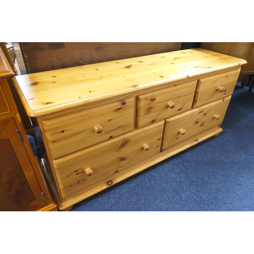 342 - Modern pine low dressing chest, width 141cm, height 66cm