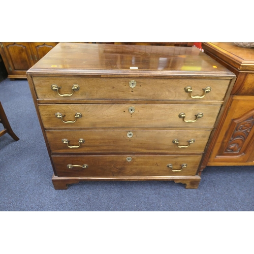 348 - George III mahogany chest of drawers, width 107cm, height 91cm, depth 56cm