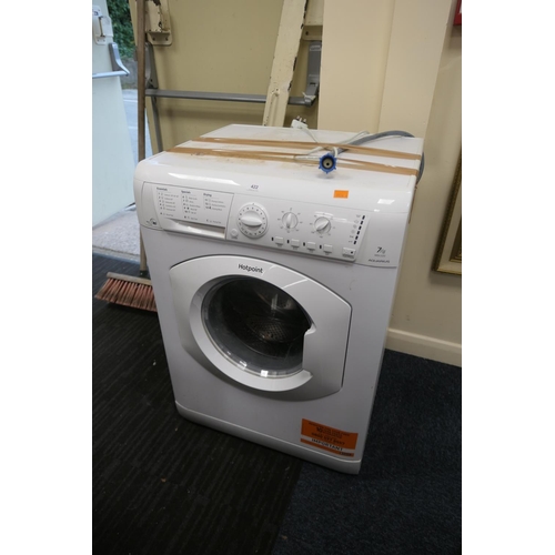 422 - Hotpoint Aquarius 7kg washing machine