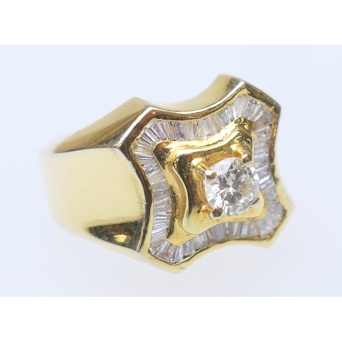 128 - Diamond cluster ring, centred with a brilliant cut diamond of approx. 0.5ct in a yellow gold four cl... 