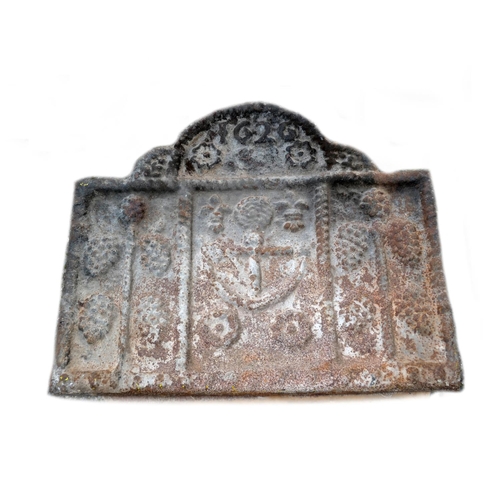 561 - Cast iron Armada commemorative fire back, centred with a roped anchor, flanked with hop vines, and w... 