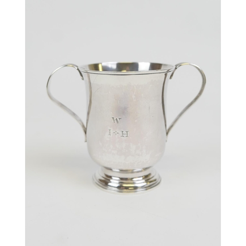 62 - George III silver loving cup, maker probably Stephen Gilbert, London 1786, U-shaped bowl with twin r... 