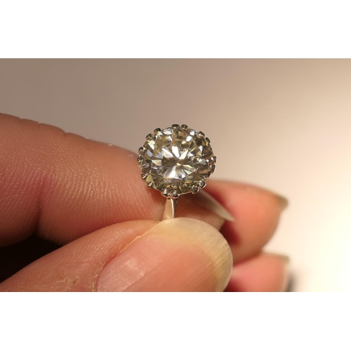 115 - Diamond solitaire ring, the round brilliant cut diamond certificated as being approx. 3.29cts, K/L i... 