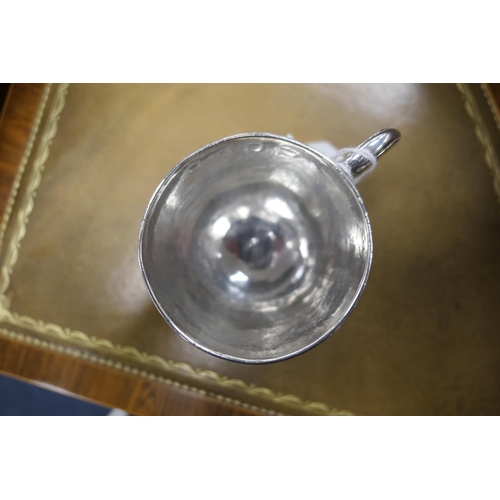 44 - William III silver cup, maker VN (?) (see Jackson, page 153 for an unattributed mark), London 1697, ... 