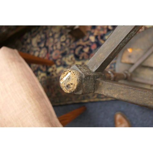 525 - Oak small cricket table, 19th Century, circular top on three turned legs united by a stretcher base,... 