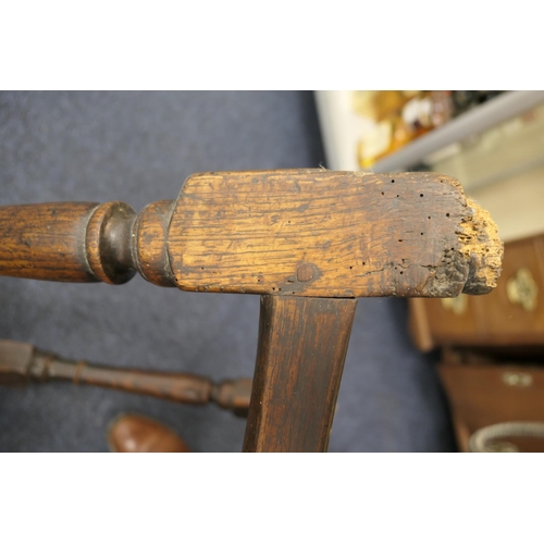 525 - Oak small cricket table, 19th Century, circular top on three turned legs united by a stretcher base,... 