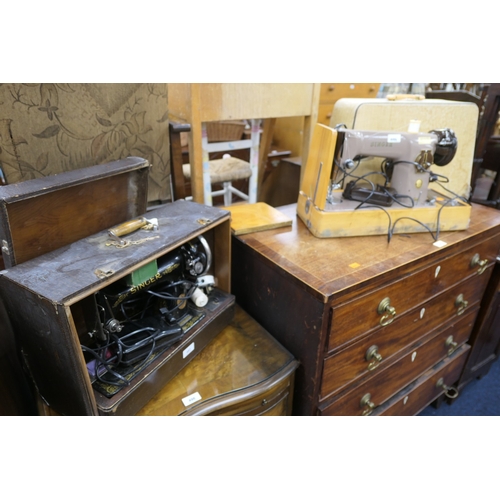 497 - Vintage Singer sewing machine (201K), and another vintage Singer sewing machine (2)