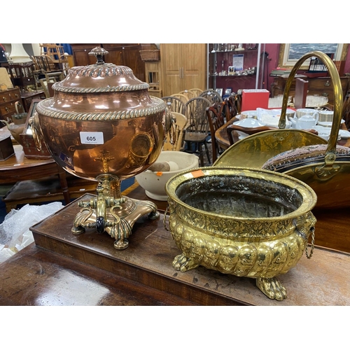 605 - William IV copper samovar, also a Dutch brass jardiniere (2)