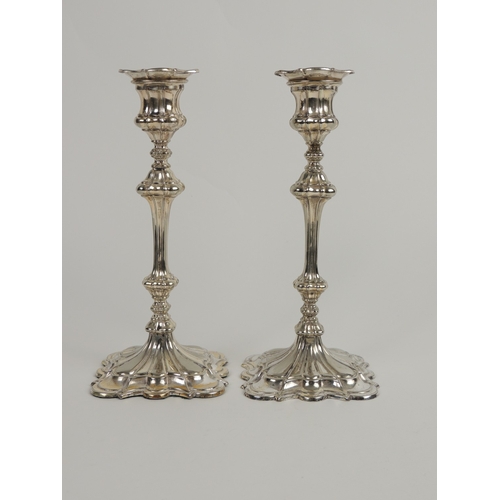 384 - Pair of Elkington & Co. silver plated candlesticks, circa 1880, in Georgian style, with knopped stem... 