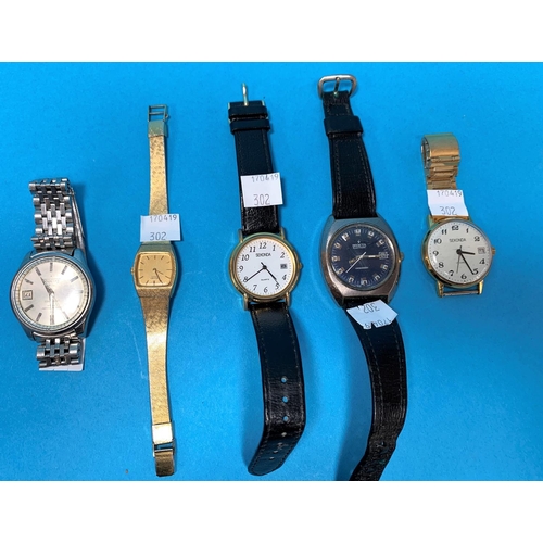 302 - A gent's Seiko wristwatch, stainless steel Sportsmatic Calendar; 5 other wristwatches