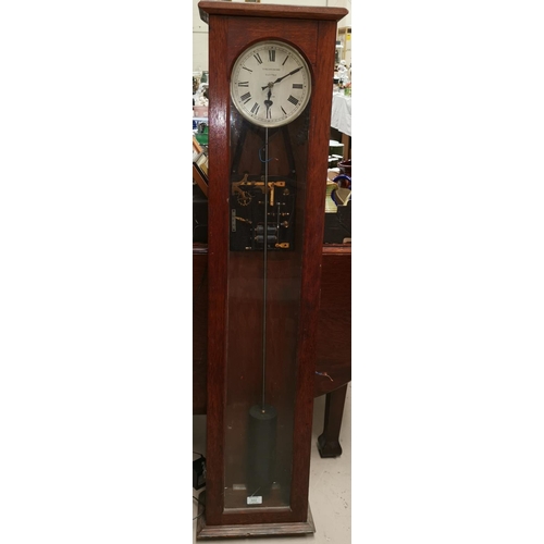 502 - An early mid 20th century oak cased 'Synchrome Electric London' Clock