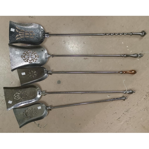 512b - A collection of 5 Victorian polished steel fireside coal shovels