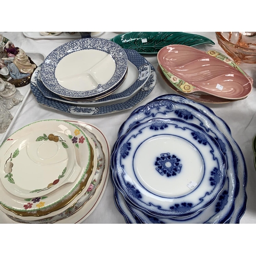 206 - A selection of blue & white ware:  2 T.G. Green 