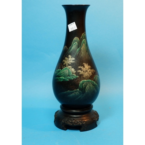 272B - A Chinese Faochow lacquer vase height 10.5