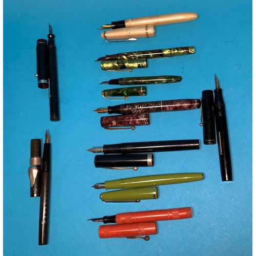 203 - 10 vintage fountain pens including Platinum, Watermans, Sheaffer, Conway Dinky 560, Swan Visofil, Wa... 