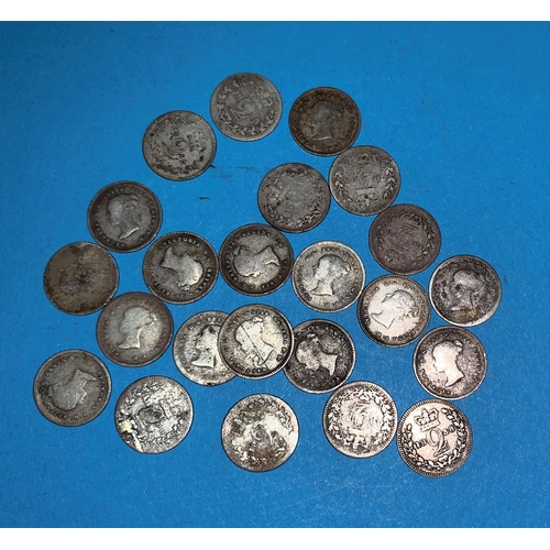 280 - A group of 24 Victorian silver 2d coins 1838