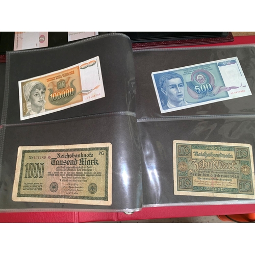 321 - 2 albums of World bank notes