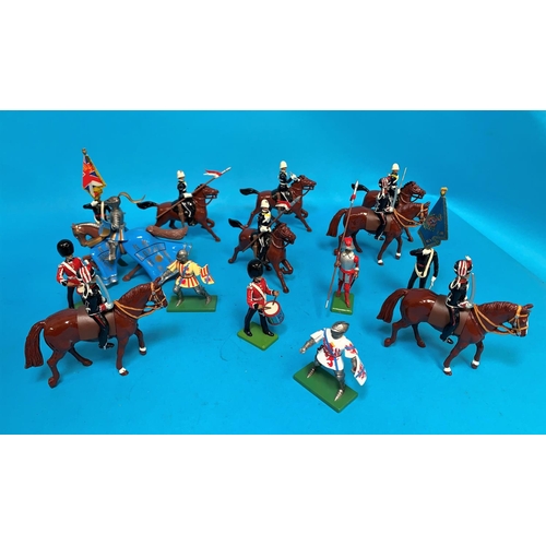 772 - A collection of 15 modern lead soldiers, mounted and unmounted