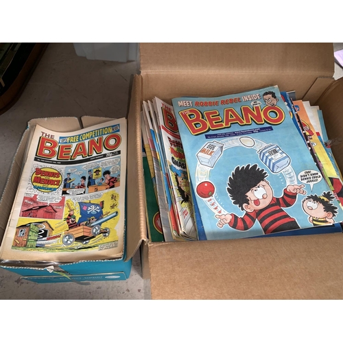 770 - A large collection of Beano comics, 1970's etc