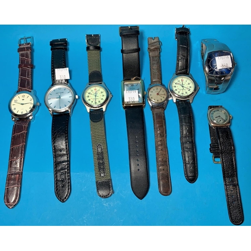 330 - A selection of gents watches