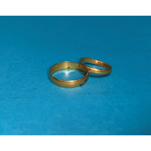357 - Two 22 carat hallmarked gold wedding rings, 4 gm