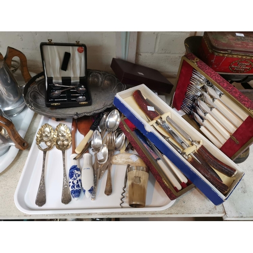 366 - A selection of boxed and loose cutlery