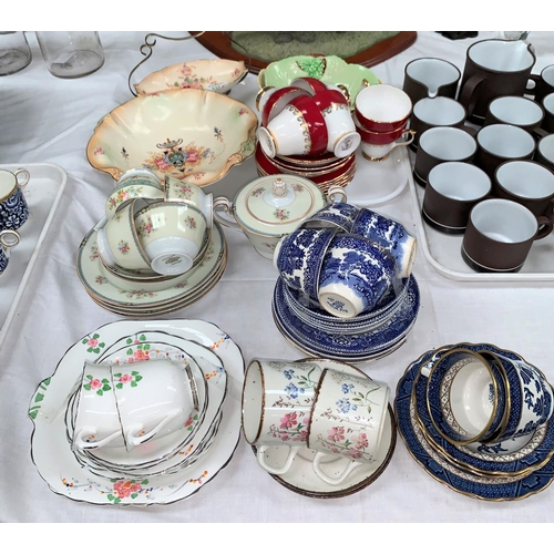 237 - Two Carltonware dishes; a bone china tea service; a Crown Devon dish with EPNS stand; a selection of... 