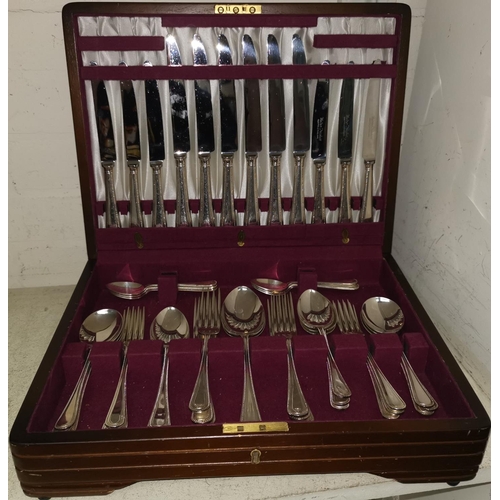 294 - A Walter Trickett of Sheffield mahogany cased canteen of silver plated cutlery
