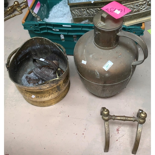 361 - A selection of various brass ware