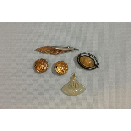 396 - Two Dieges & Clust miniature brooches/badges in gilt metal with Art Nouveau design, one with emerald... 