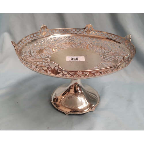 360 - A silver pedestal cake dish with pierced decoration and flared base, Sheffield 1927 14oz