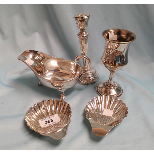 363 - A small pair of silver shell dishes, Birmingham 1905 2oz: a pair of turned silver candlesticks Birmi... 