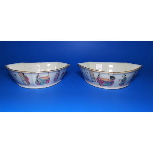 160a - A pair of Chinese porcelain demi-lune serving dishes