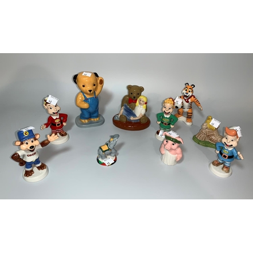 48 - 10 Wade Collector's figures in original boxes:- 