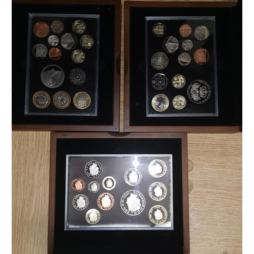 390 - GB: Executive Proof Coin Sets 2009, 2010, 2011, each in wood case (3)